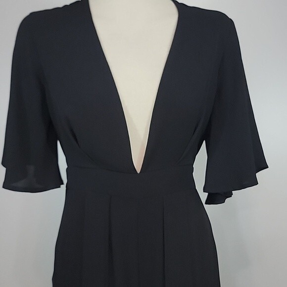 NUDE Deep V-neck Flowy Wide Leg Jumpsuit size L - Picture 2 of 9